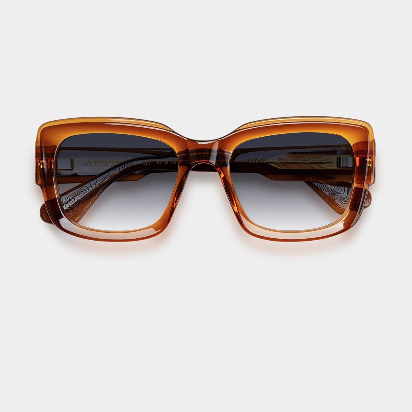 IKONE | BROWN