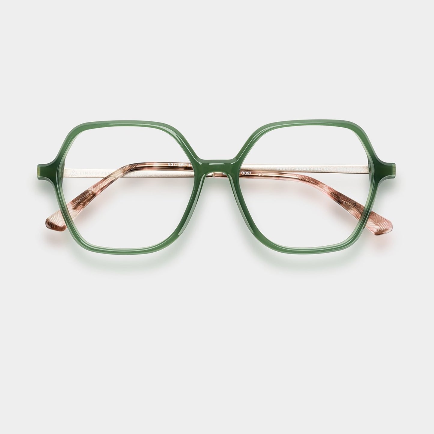 BARONESSE | GREEN & WALNUT